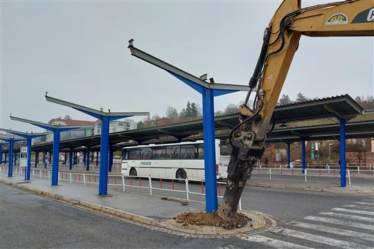 U centra bude více než čtyřicet nových parkovacích míst U centra bude více než čtyřicet nových parkovacích míst